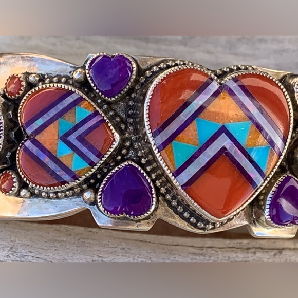 Aldrich Art * stunning Red Coral & Sugilite Inlay Trio Heart Cuff Bracelet - Picture 6 of 13